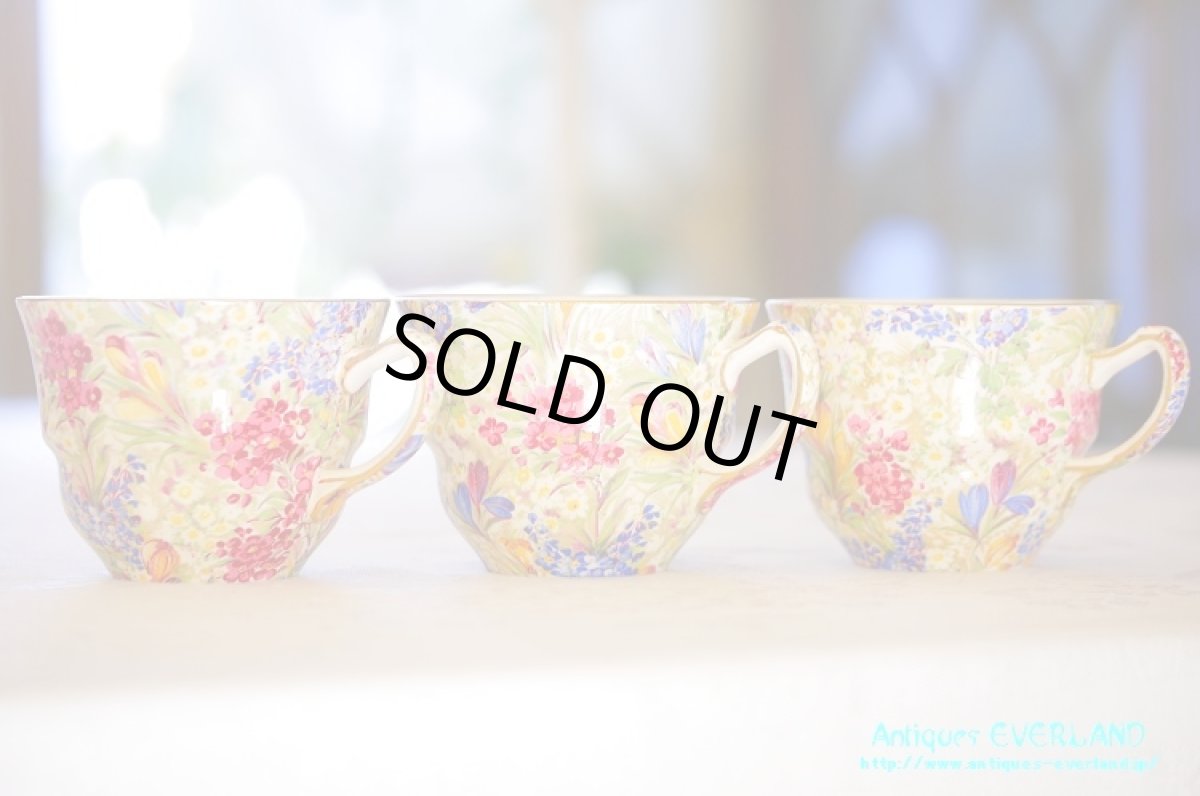 画像8: ロイヤル ウイントン　クロッカス ホワイト　チンツ　ダブルソーサー6客、サービスプレート、ミルク＆シュガーセット (8)