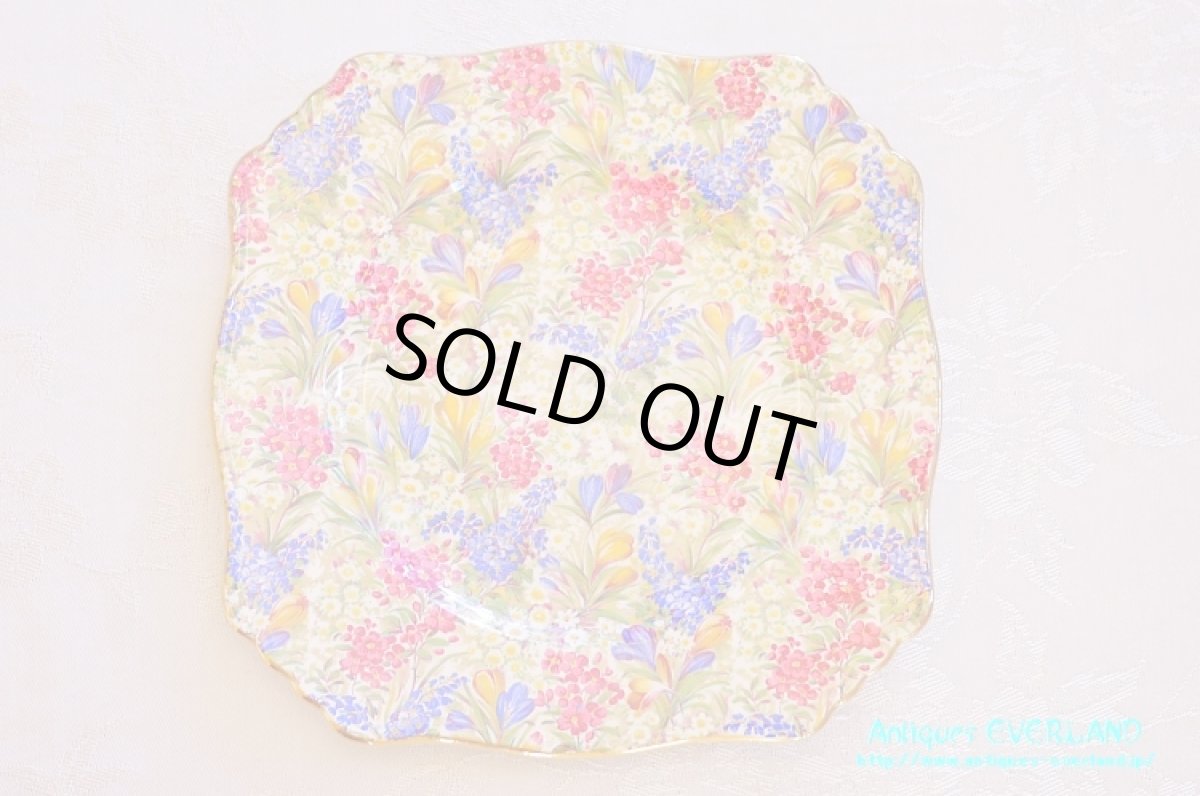 画像20: ロイヤル ウイントン　クロッカス ホワイト　チンツ　ダブルソーサー6客、サービスプレート、ミルク＆シュガーセット (20)