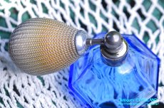 画像9: フランス　コーンフラワーブルー ガラス　香水瓶　パーフュームボトル　 (9)