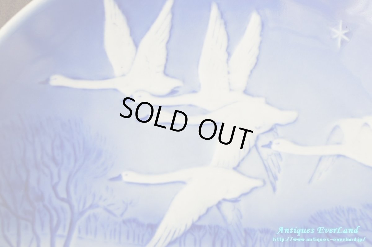 画像5: Désirée　白鳥 スワン　アンデルセン生誕170周年記念　みにくいアヒルの子　1975年　クリスマス イヤー プレート 　　 (5)