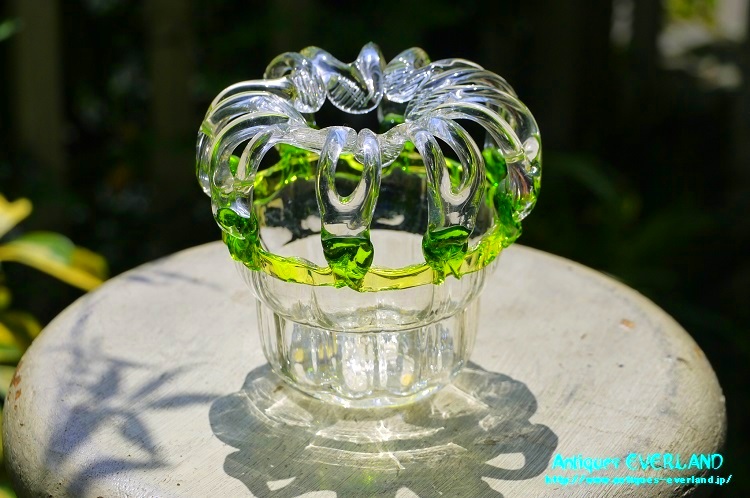 画像1: ヴィクトリアン　手吹きガラス　ローズボウル　花器　花瓶 (1)